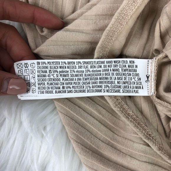 F21 Ribbed Body Suit - Picture 4 of 6